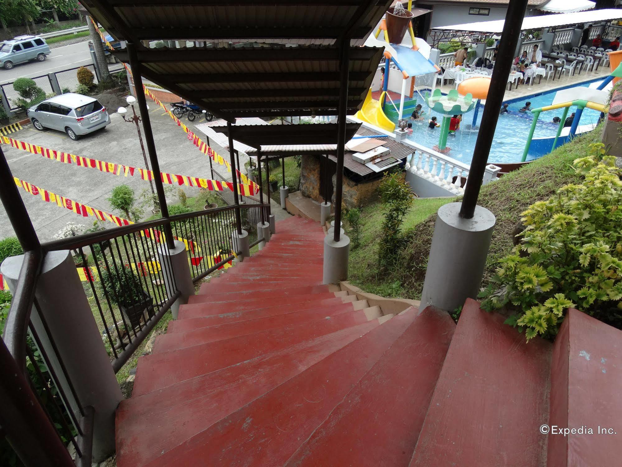Djapanese Tunnel Family Resort Davao City Buitenkant foto
